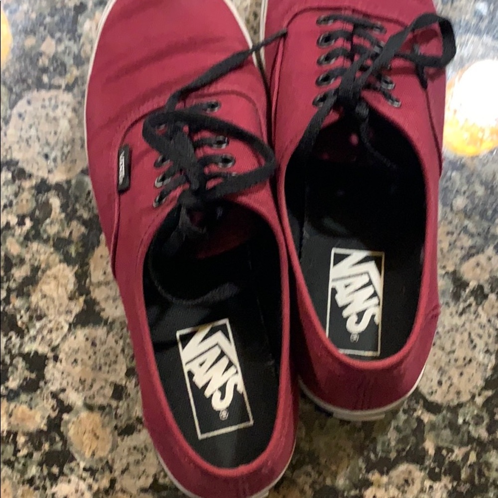 Vans - image 2